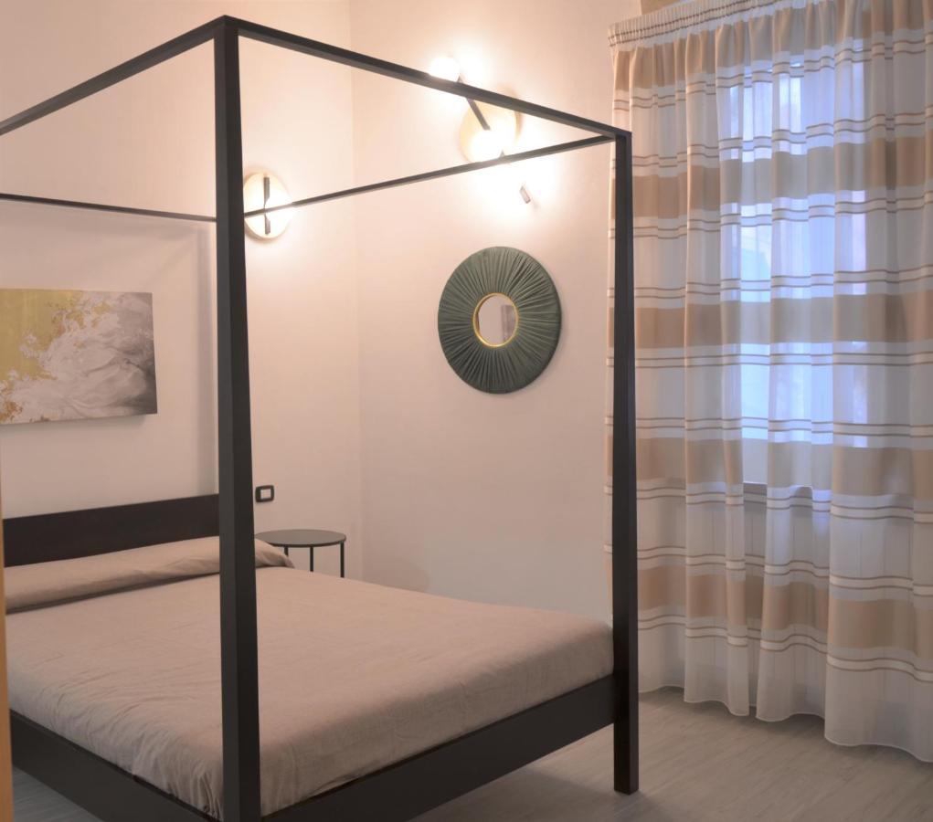 The Court Suites & Spa Tarent Zewnętrze zdjęcie
